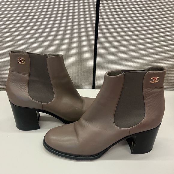 Chanel booties - perfect color for fall, winter and spring! - Picture 1 of 6
